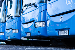 Maakonnaliinide bussid