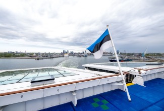 Eesti lipp laeval